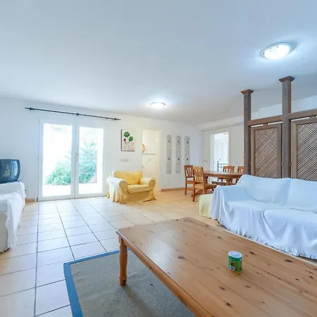 Casa De Su Eno Holiday home